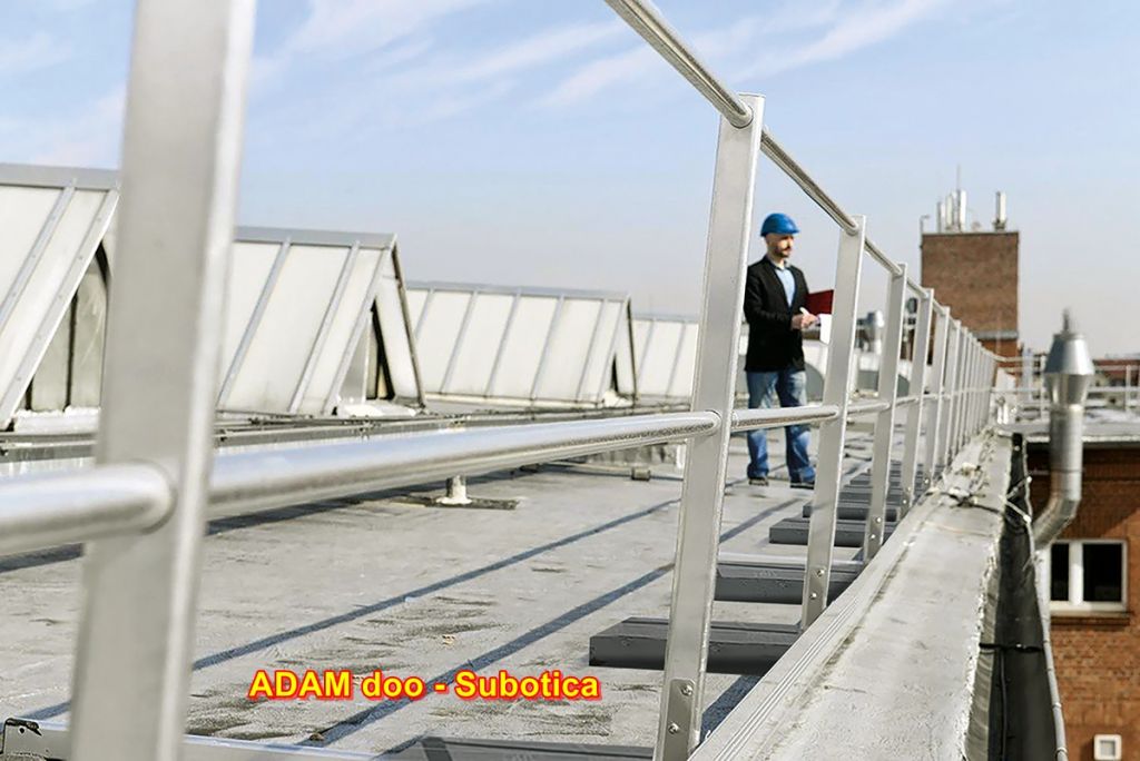 Novi proizvodi subotičke firme Adam: SkyMatic teleskopske platformske meredevine, montažno-demontažne barijere i čelične osnove za đakuzi kade